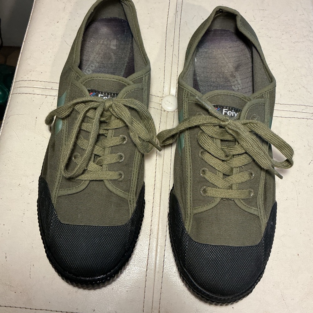 Feiyue Olive Green Canvas Athletic Sneakers with Black Toe Caps